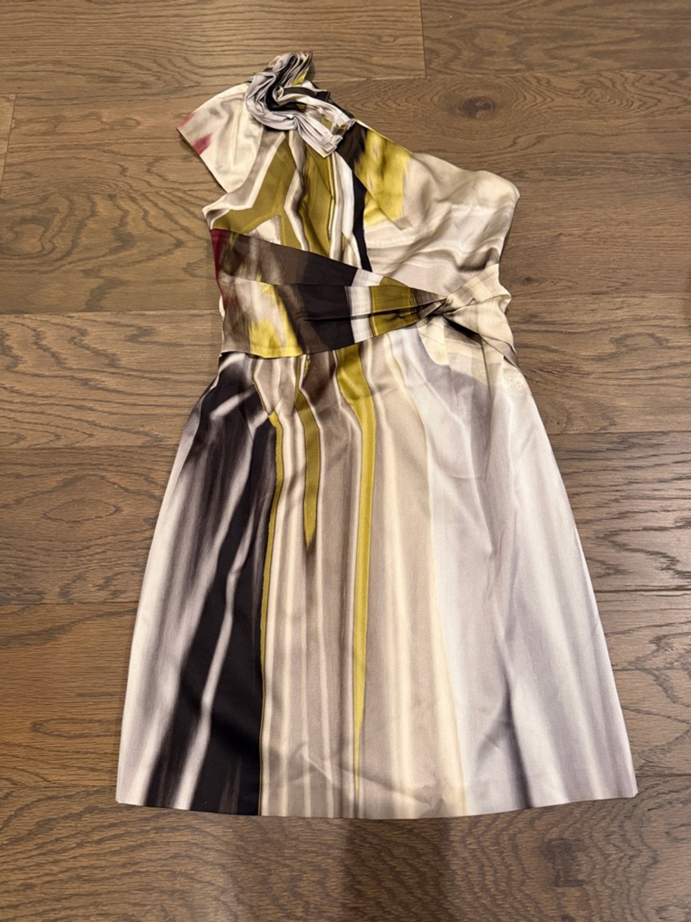 Elie Tahari one-Shoulder Striped silk Dress in Olive, Black and Cream and purple